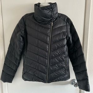 Like new Patagonia puffer black medium